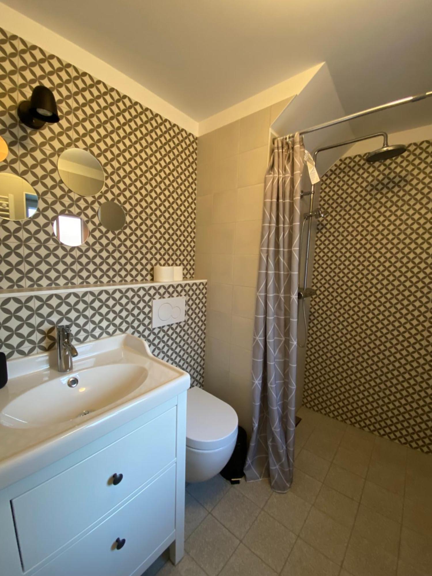 Krakovska Apartments Ljubljana Szoba fotó